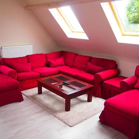 Komplett Neue Laendliche Im Cottage-stil Komfort By Interhome Nyaraló